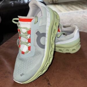 On Cloudmonster running shoe